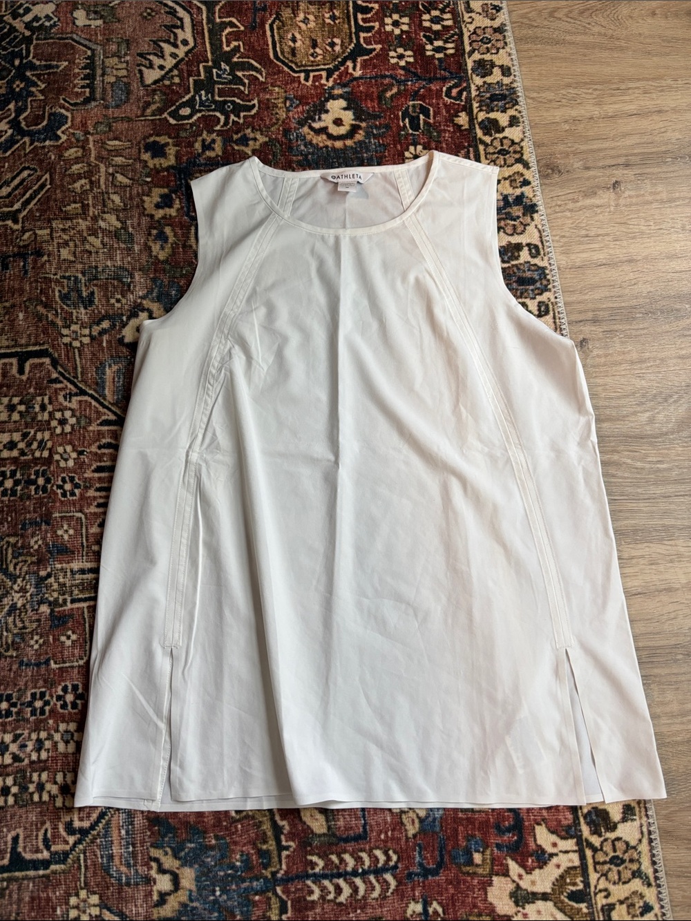 Athleta White Sleeveless Tank Top